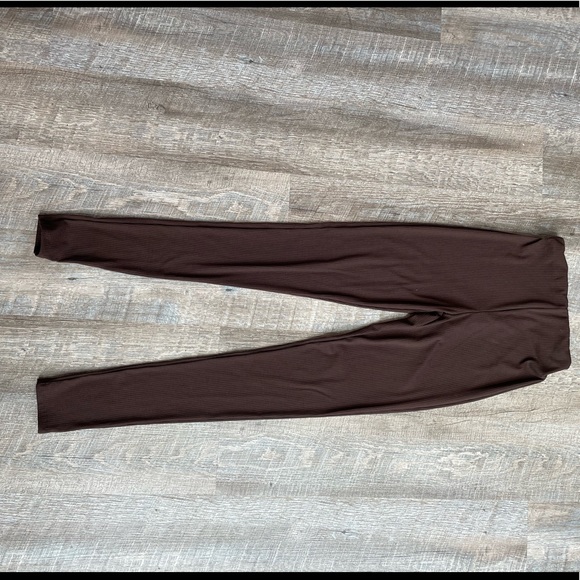 Two Piece Chocolate Ribbed Set - Picture 4 of 5